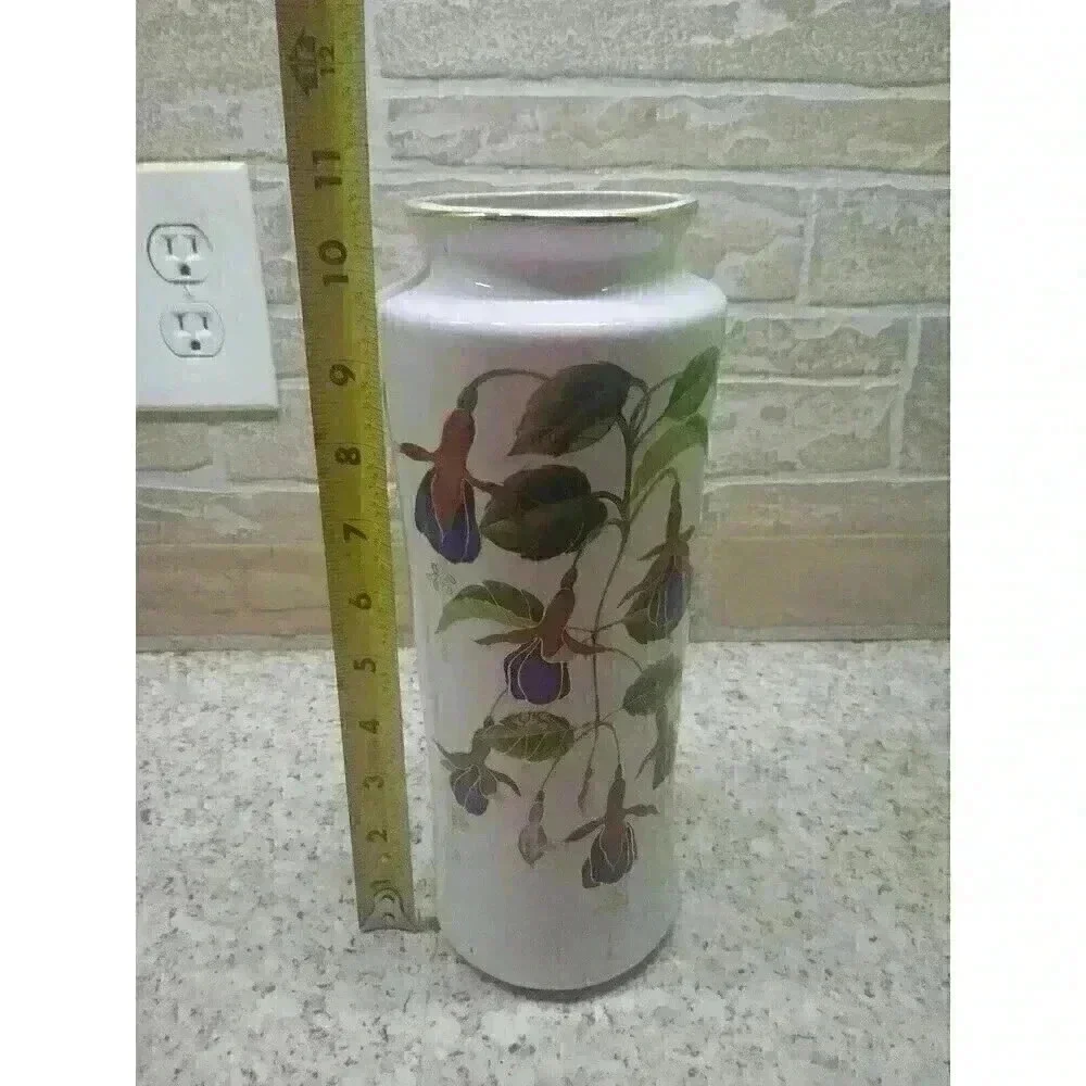 Vintage Mount Clemens Purple and Pink Fuscia Plant Action Industries White Vase
